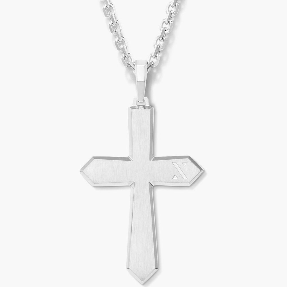 JAXXON Crusade Cross Pendant with Cable Chain Silver 22”